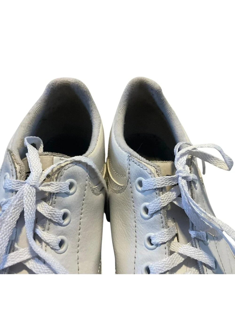 Vans Shoes Women's White Low Skate Sneakers Lace Up Casual Everyday Classic 10